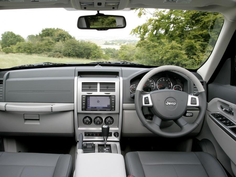  Jeep Cherokee Limited CRD 2007 года  (UK) (фото 3 из 30)